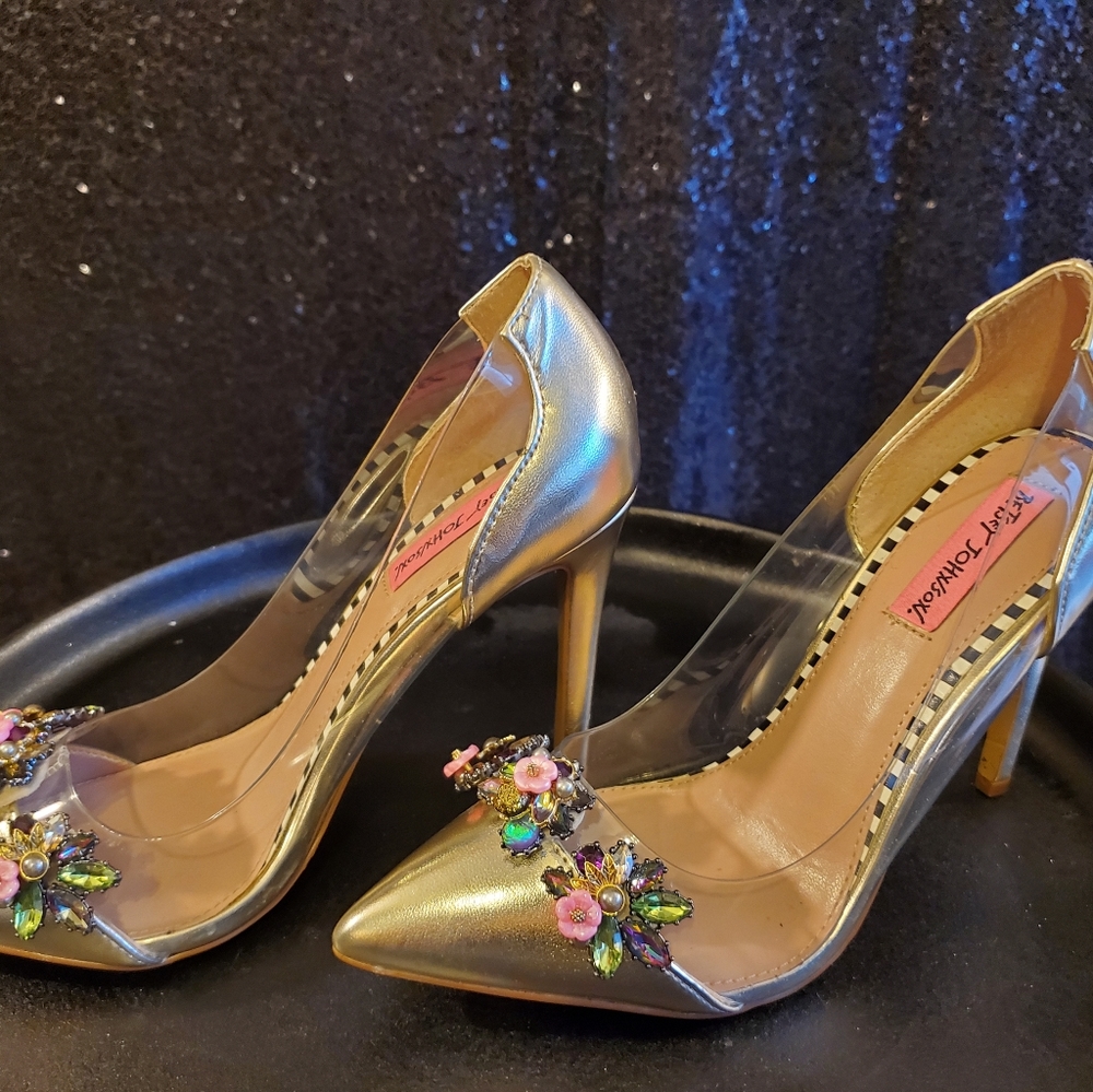 Betsey Johnson PVC Rose Pumps